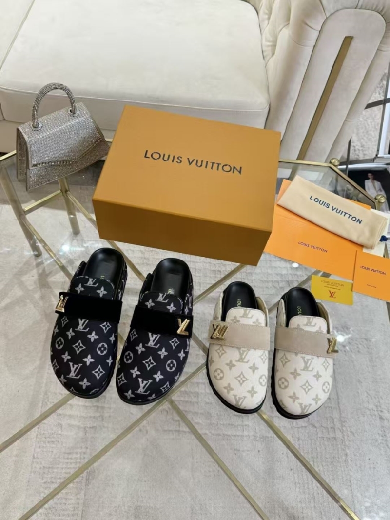 l0vis Vvtt0n slippers